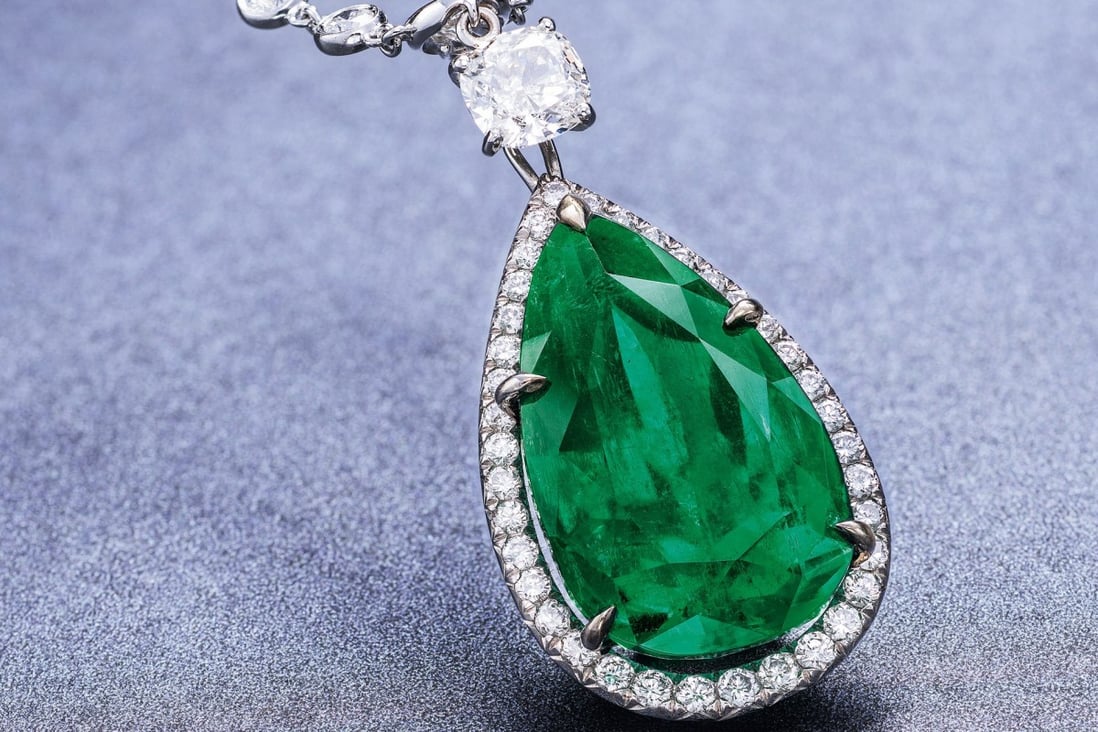 How to buy an emerald at auction and what you need to look out for