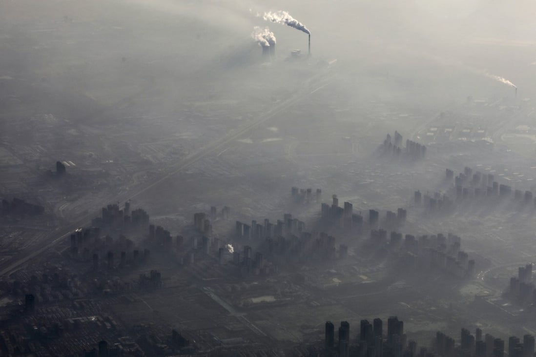 Pollution readings in Hebei rose 8 per cent between January and April. Photo: Simon Song
