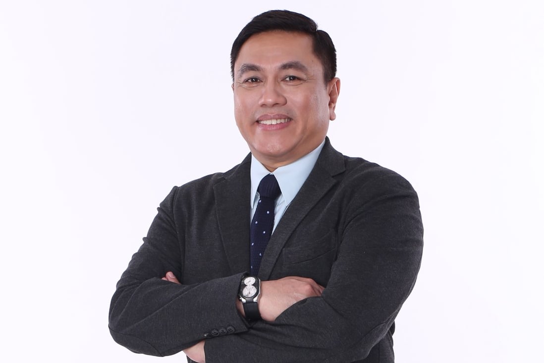 Captain Dexter Comendador, Philippines AirAsia CEO
