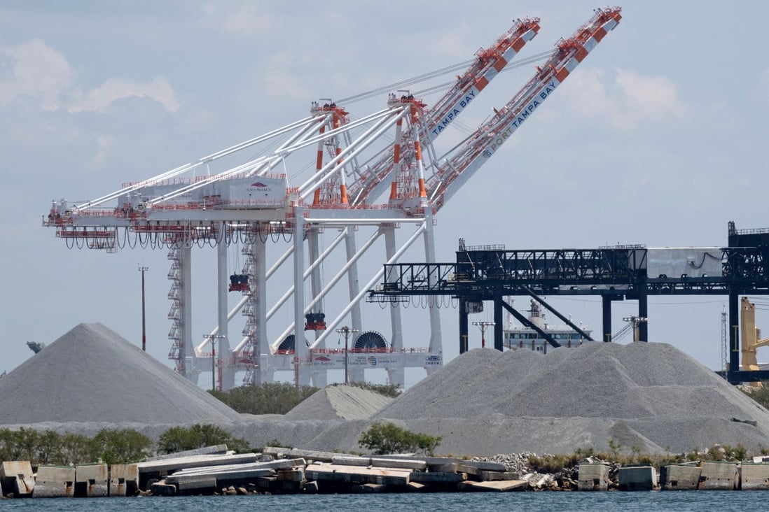 The Port of Tampa in Florida is putting its cargo-handling capacity to use on trans-Pacific services run by China Ocean Shipping. Photo: Alamy