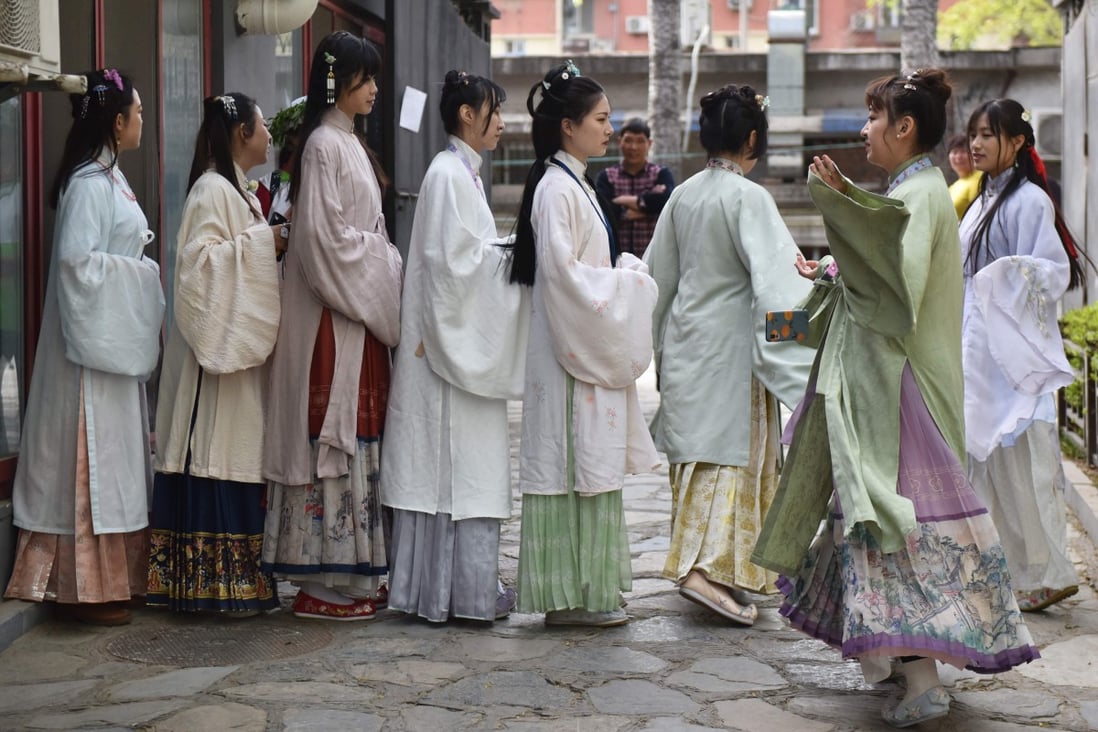 From cosplay to cause play: why the Communist Party supports a revival in  traditional Chinese clothing | South China Morning Post