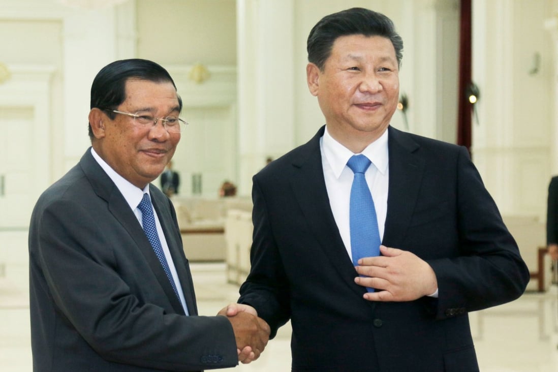 Cambodian Prime Minister Hun Sen with Chinese President Xi Jinping. Photo: Kyodo
