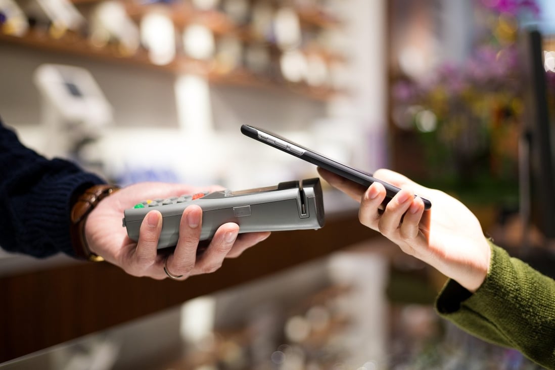 In China, mobile payment apps have practically been a way of life for the last three years. Photo: Alamy