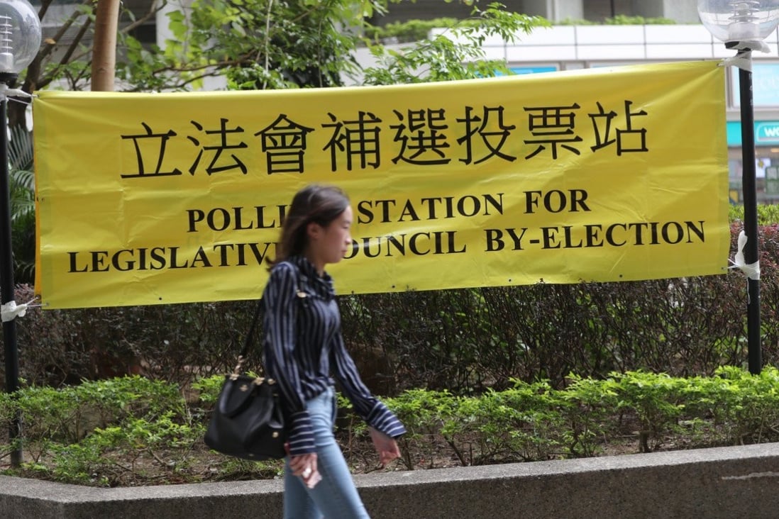 More than 350,000 people register themselves in latest voter campaign that began in May. Photo: Edward Wong