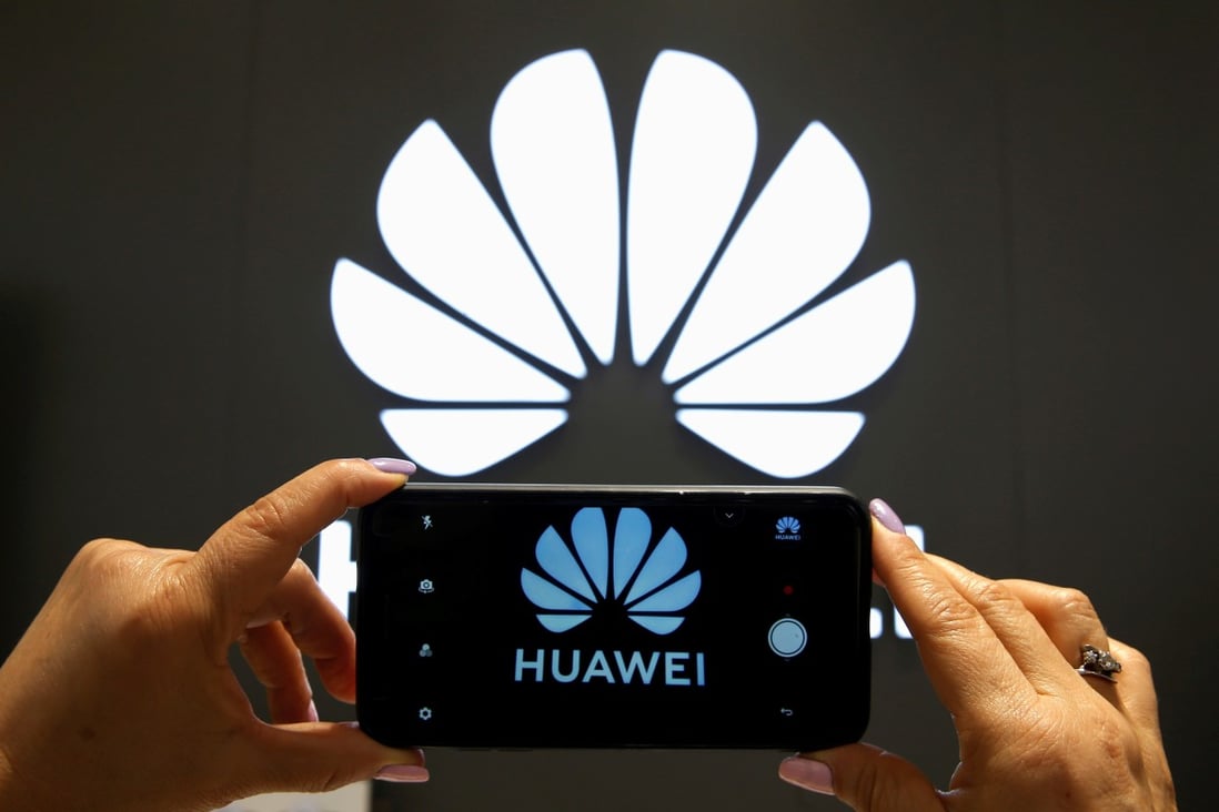 A Huawei logo is seen on a cell phone screen in Chile July 18, 2019. Photo: REUTERS