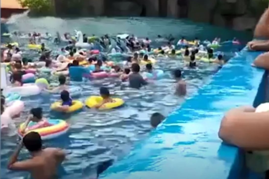 Forty-four tourists were injured by a bigger-than-expected wave at a water amusement park in northeast China. Image: Youku