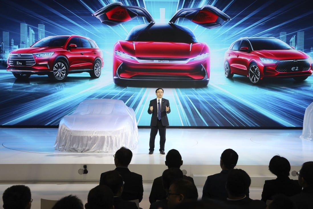 China's sales of sedans, sport utility vehicles, minivans and multipurpose vehicles in July fell 3.9 per cent from a year earlier to 1.53 million units. Photo: AP
