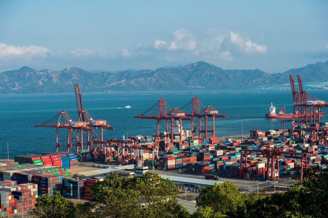 A view of the Shekou harbour in the Qianhai and Shekou areas in Shenzhen on February 26, 2015. Photo: Xinhua