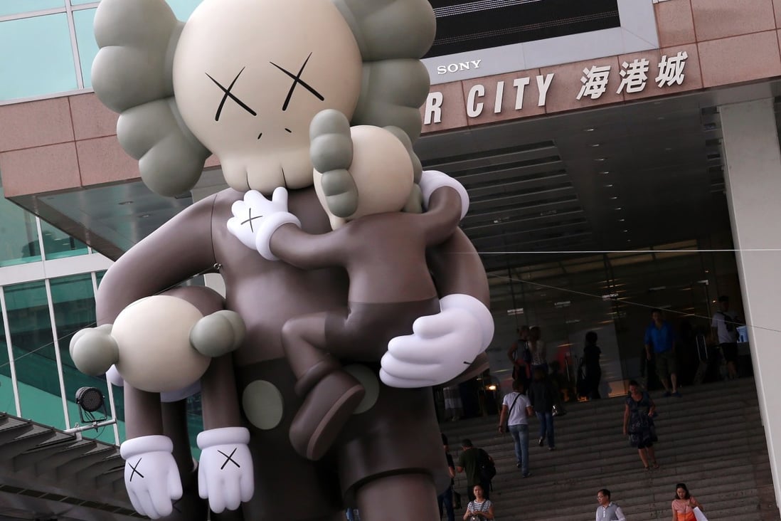 Clean Slate by KAWS, displayed at Harbour City in Tsim Sha Tsui, Hong Kong, during a preview of the KAWS: Clean Slate exhibition in September 2014.