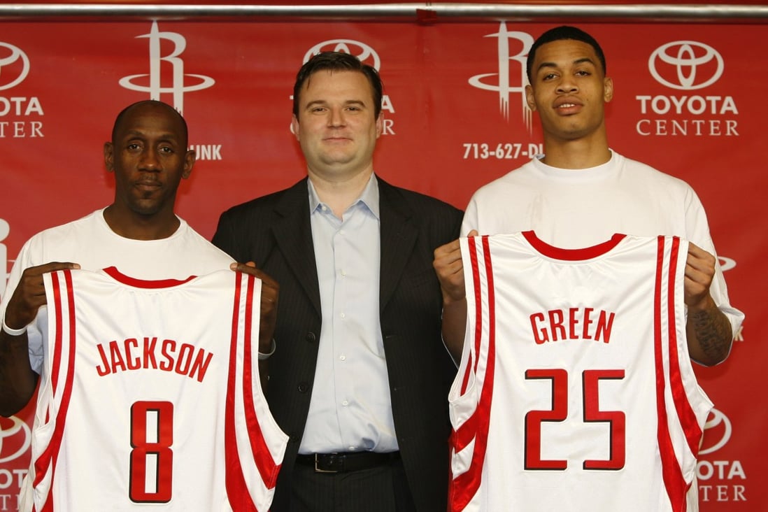 Houston Rockets general manager Daryl Morey (centre) in 2008 with Gerald Green and Bobby Jackson. The Rockets have been very popular in China since they signed Yao Ming in 2002. Photo: AFP