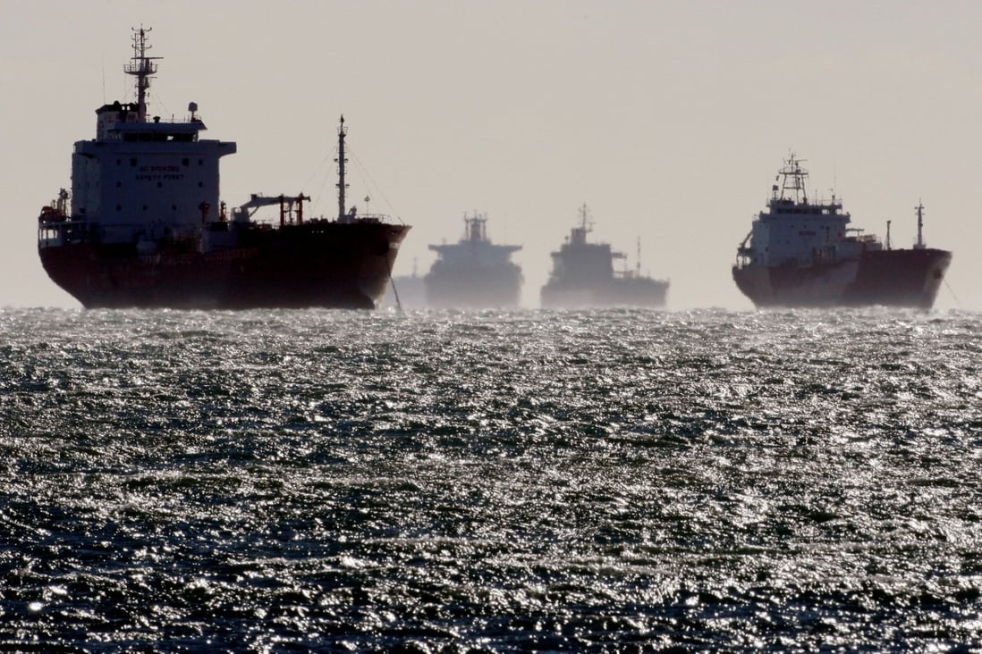 Oil and gas tankers anchored off the Fos-Lavera oil hub near Marseille in southeastern France on December 12, 2008. Photo: Reuters