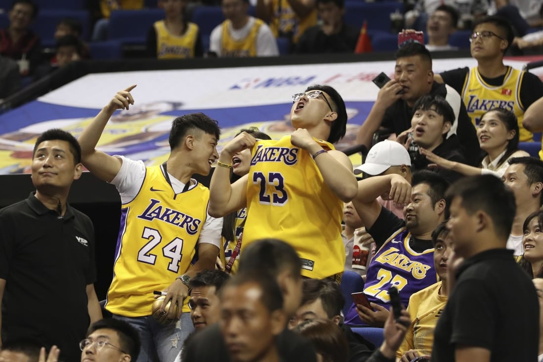 Chinese fans turned out in their thousands to watch the Los Angeles Lakers play the Brooklyn Nets in Shanghai on Thursday. Photo: AP