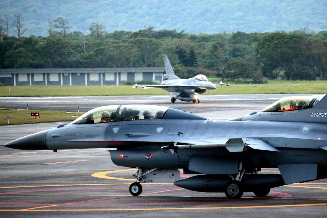 An upgrade of Taiwan’s fleet of F-16 fighter jets to Viper standard is on schedule for completion by 2023, the island’s defence minister has assured parliament. Photo: EPA