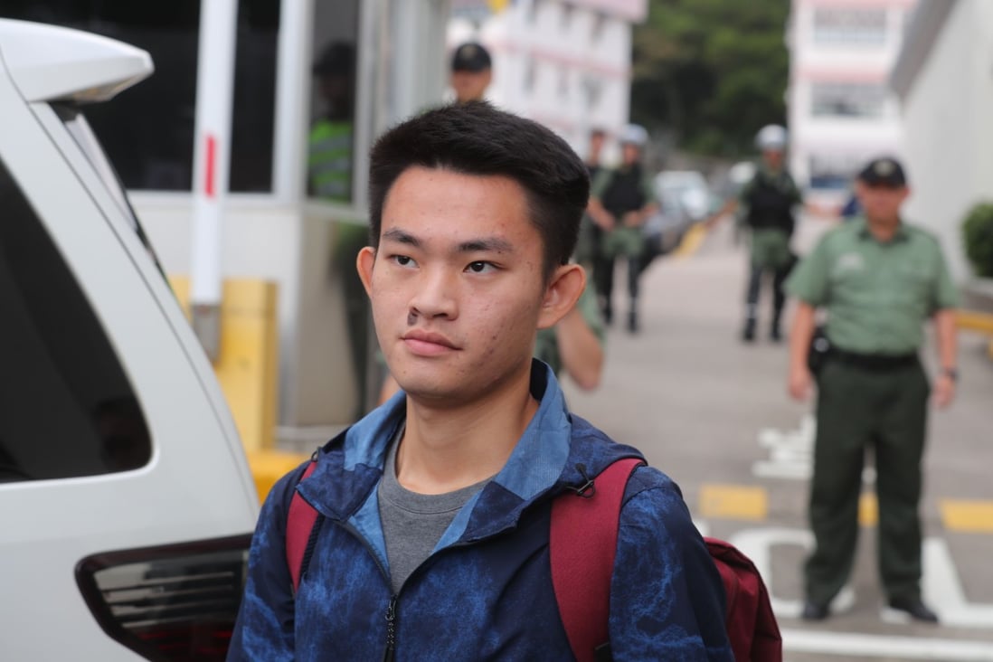 Murder suspect Chan Tong-kai speaks to the media on his release from prison on Wednesday morning. Photo: Sam Tsang