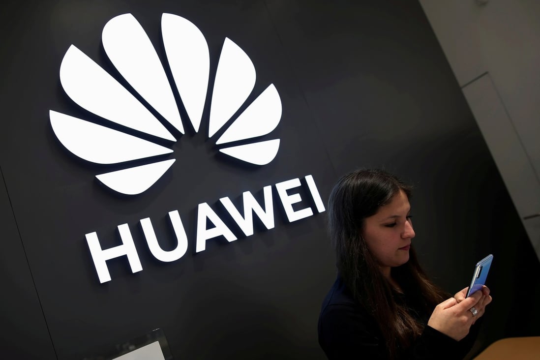 A Huawei logo is pictured at their store at Vina del Mar, Chile July 18, 2019. Photo: Reuters