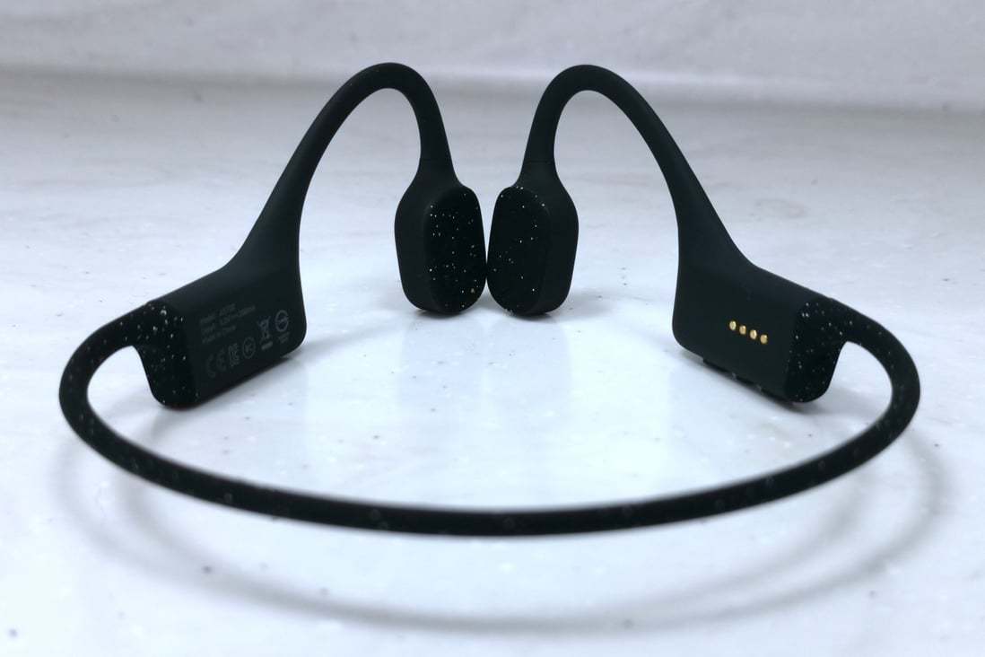 These Swimming Headphones Use Bone Conduction To Send Sound Waves To Your Inner Ear Aftershokz Xtrainerz Review South China Morning Post These Swimming Headphones Use Bone Conduction To Send Sound Waves To Your Inner Ear Aftershokz Xtrainerz Review South China Morning Post