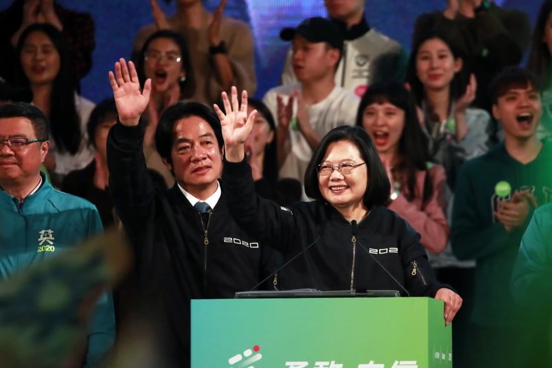 Taiwanese President Tsai Ing-wen and vice-presidential candidate William Lai campaign in Taipei on Friday. Photo: EPA-EFE
