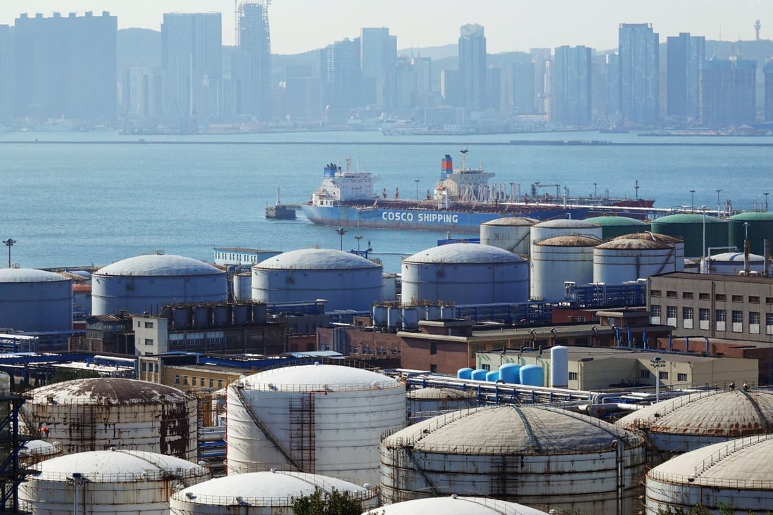 The US has sanctioned several Chinese companies, including Cosco, for transporting Iranian oil. Photo: Reuters
