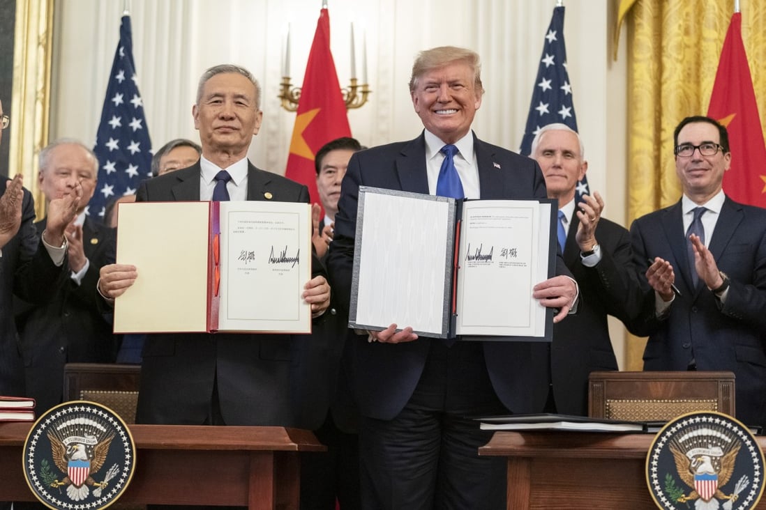 Chinese Vice-Premier Liu He signed a partial trade agreement with US President Donald Trump on Wednesday. Photo: DPA