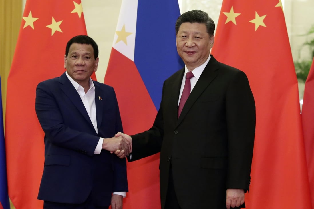 Philippine President Rodrigo Duterte, pictured with Chinese President Xi Jinping, has fast-tracked big-ticket Chinese projects. Photo: AP