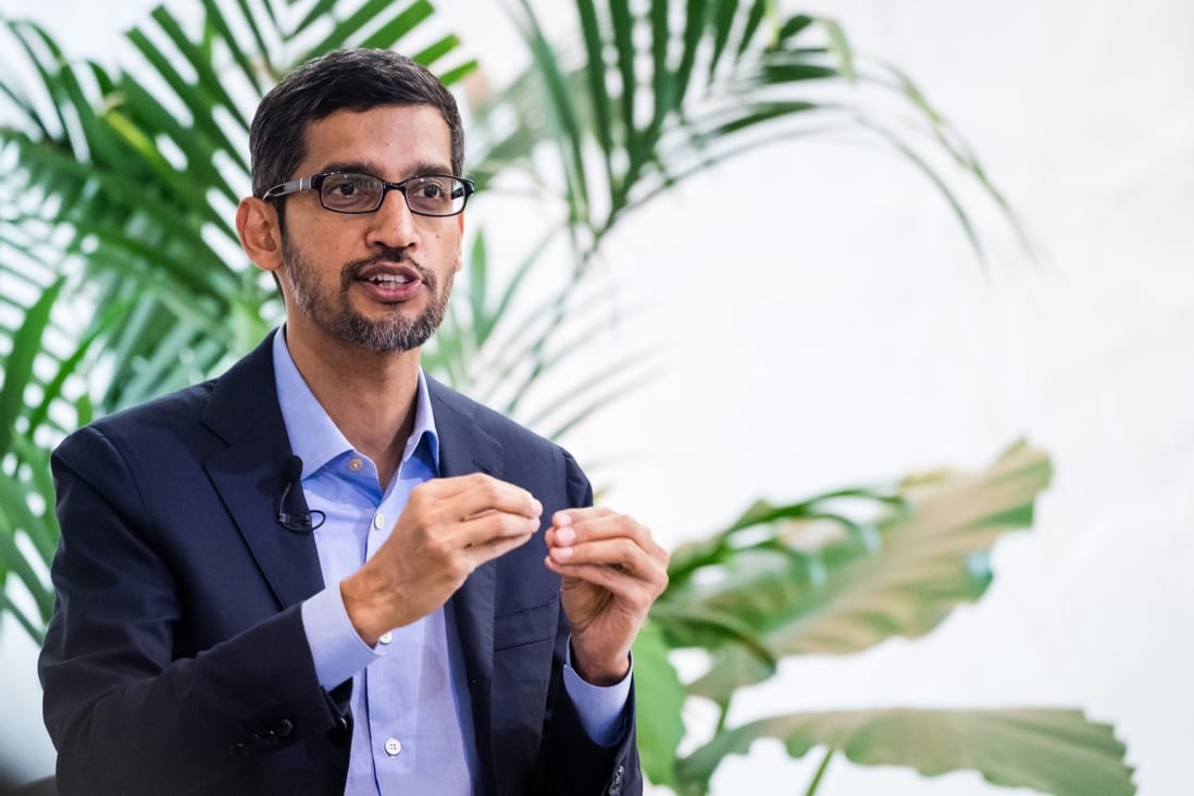 Alphabet CEO Sundar Pichai gestures while speaking during a discussion on artificial intelligence at the Bruegel European economic think tank in Brussels, Belgium, on January 20, 2020. Photo: Bloomberg