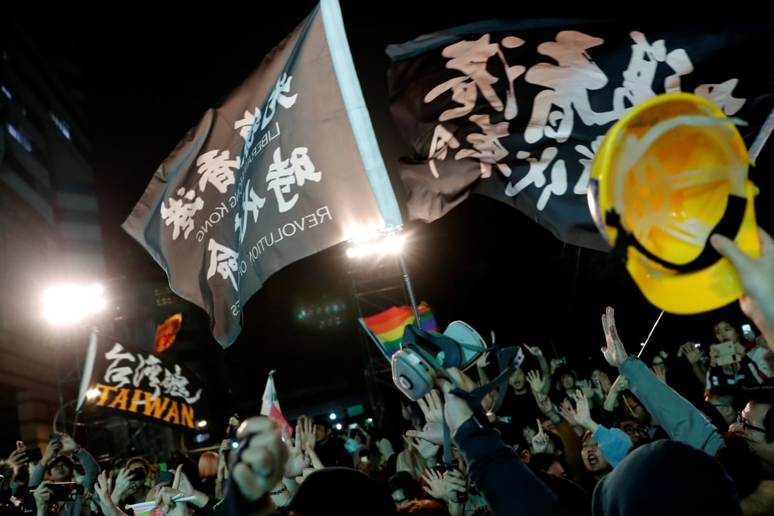 Hong Kong anti-government protesters attend a rally for Taiwan President Tsai Ing-wen after her election victory in Taipei. Photo: Reuters