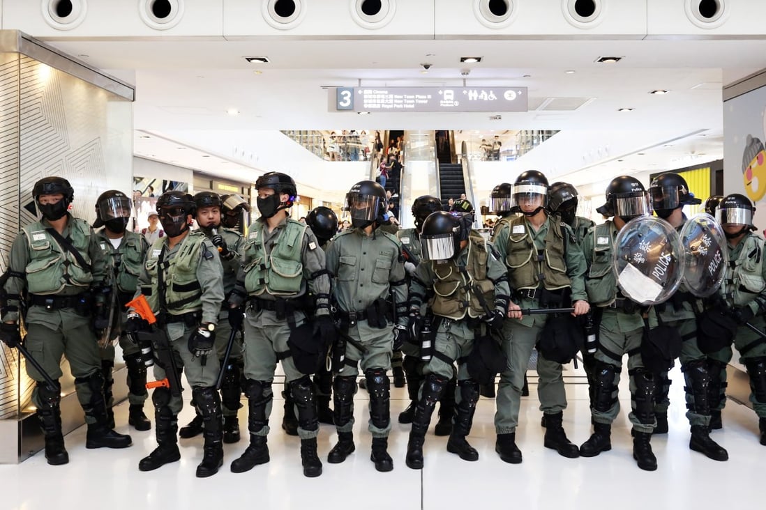 Riot police at New Town Plaza in Sha Tin in November last year. Photo: Jonathan Wong