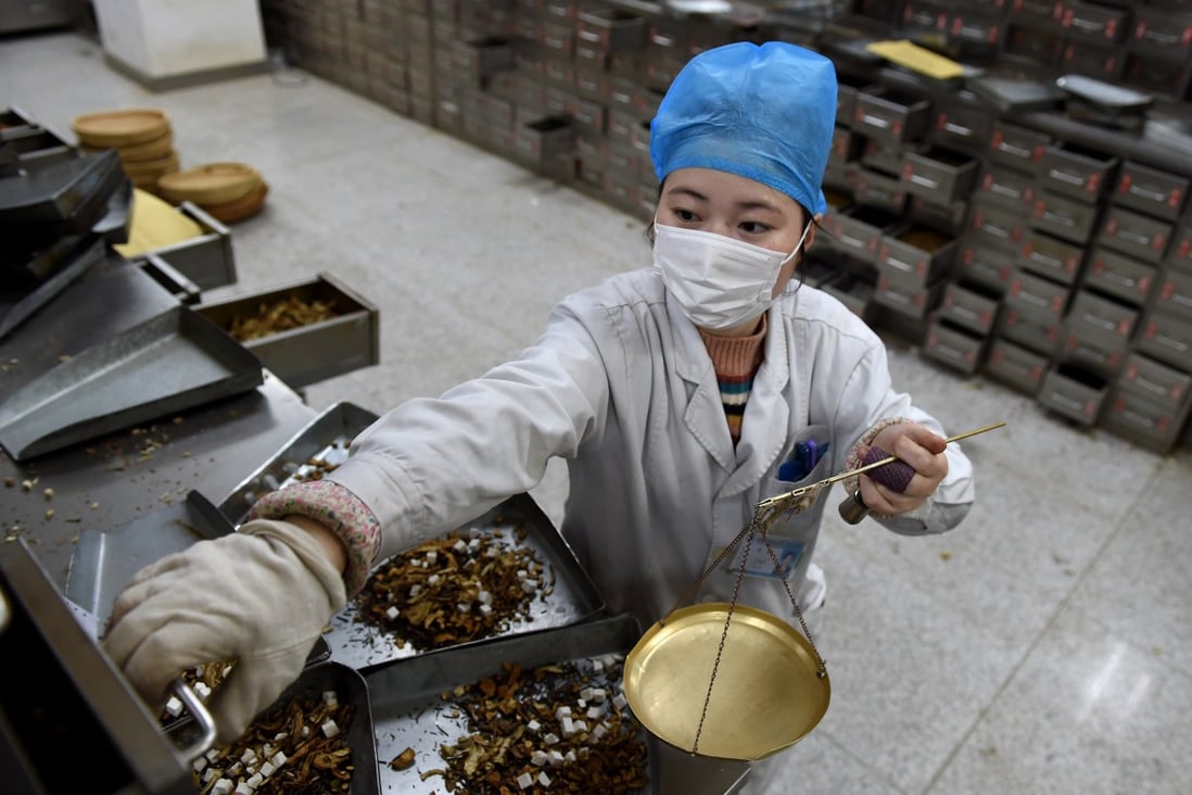 Some doctors are using traditional Chinese medicine to treat coronavirus patients. Photo: Xinhua