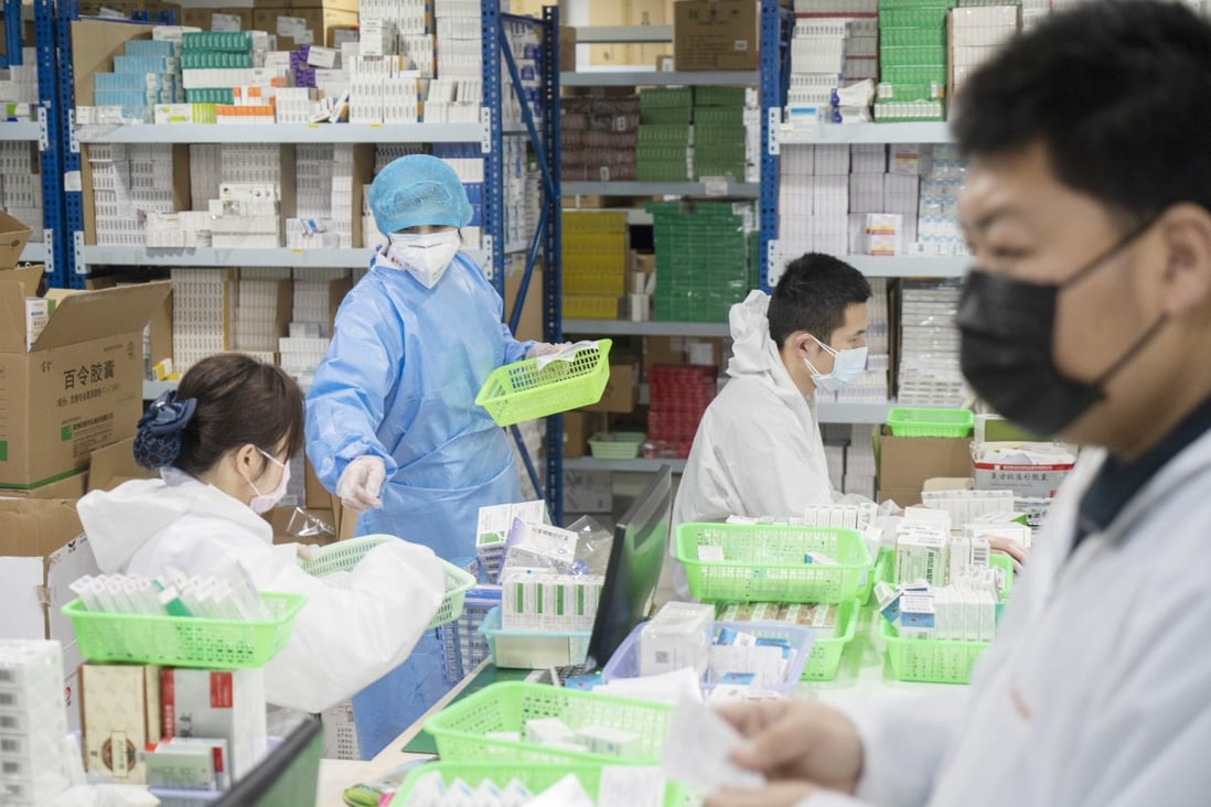 The record slump in China’s factory activity in February included a drop in pharmaceutical manufacturing. Photo: Xinhua
