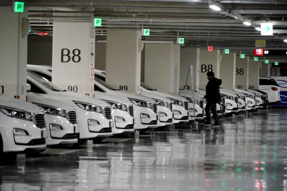 In South Korea, ridehailing apps face off against powerful taxi unions