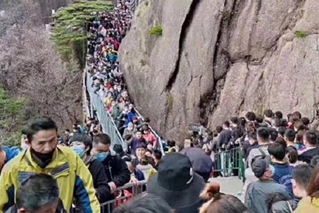 The crowds flocking to the Huangshan in Anhui province highlight the difficulties the country may face in future as it tries to get back to normal while keeping Covid-19 under control. Photo: Weibo