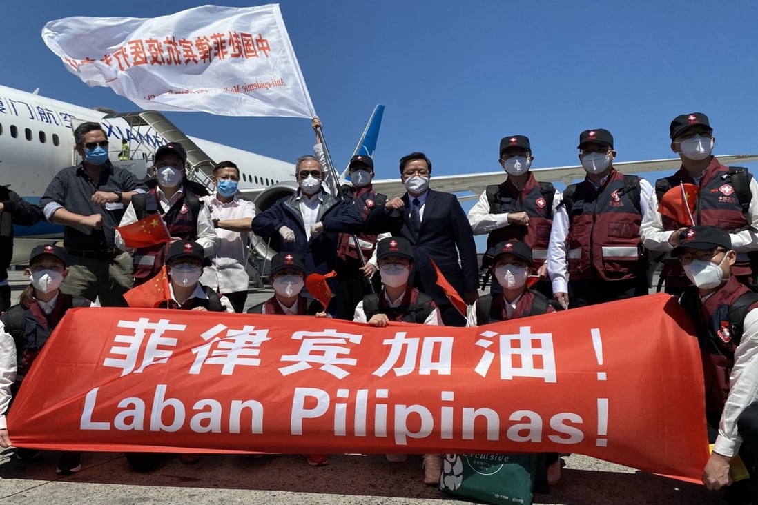 The group of Chinese specialists arrived in the Philippines on April 5, 2020. Photo: Twitter/DFA Philippines
