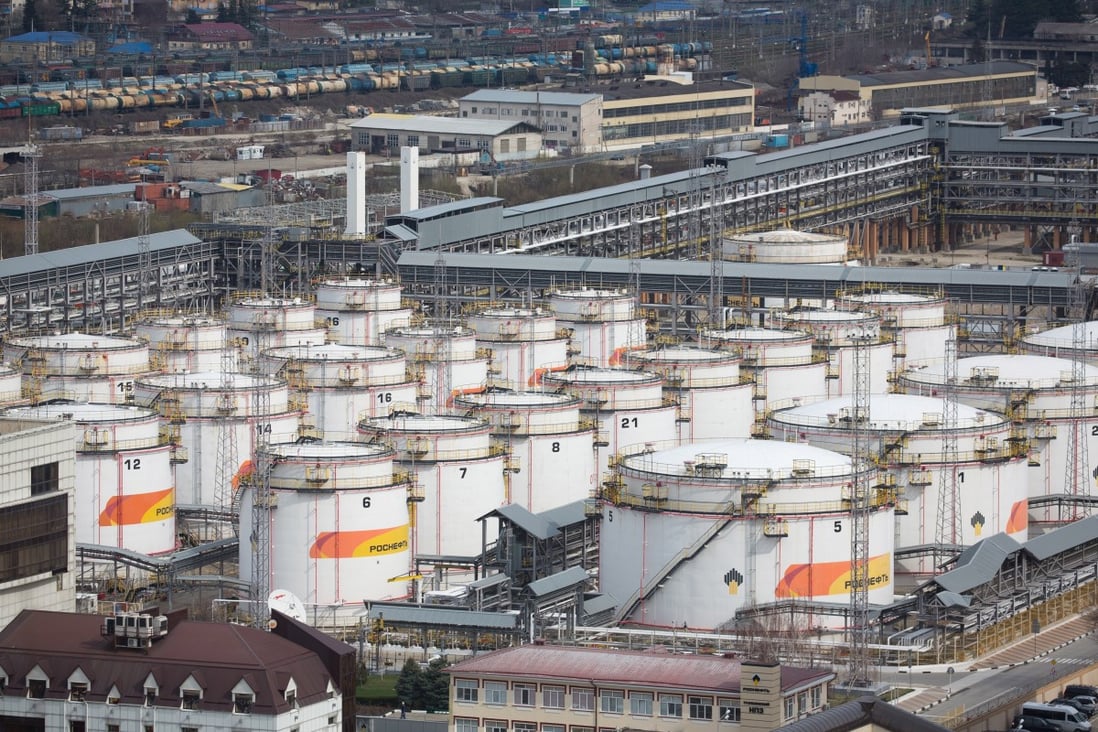 Onshore oil storage tanks, like the RN-Tuapsinsky refinery operated by Rosneft of Russia, may run out of capacity in four weeks or sooner, according to Poten and Partners, making VLCC tankers a possible storage solution. Photo: Bloomberg