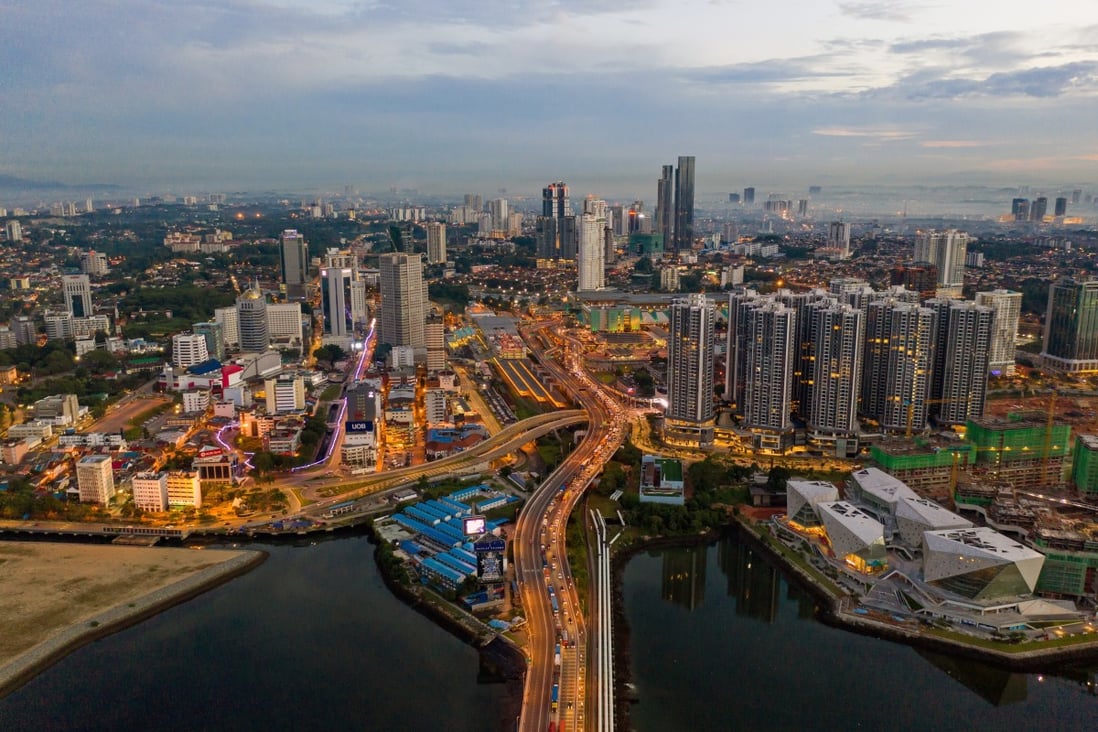 Tradition and modernity go hand-in-hand in Johor Bahru, Malaysia. Photo: Bloomberg