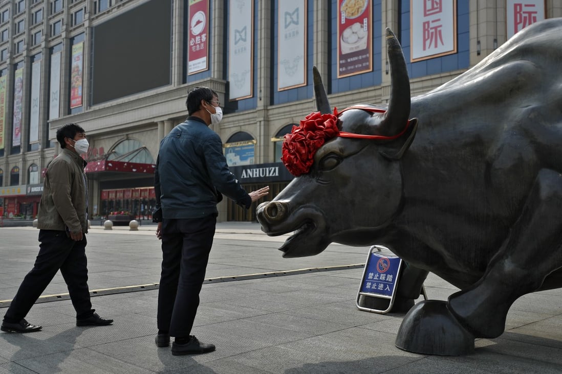 Chinese brokerages expect the bull run in government bonds to end this year. Photo: AP Photo