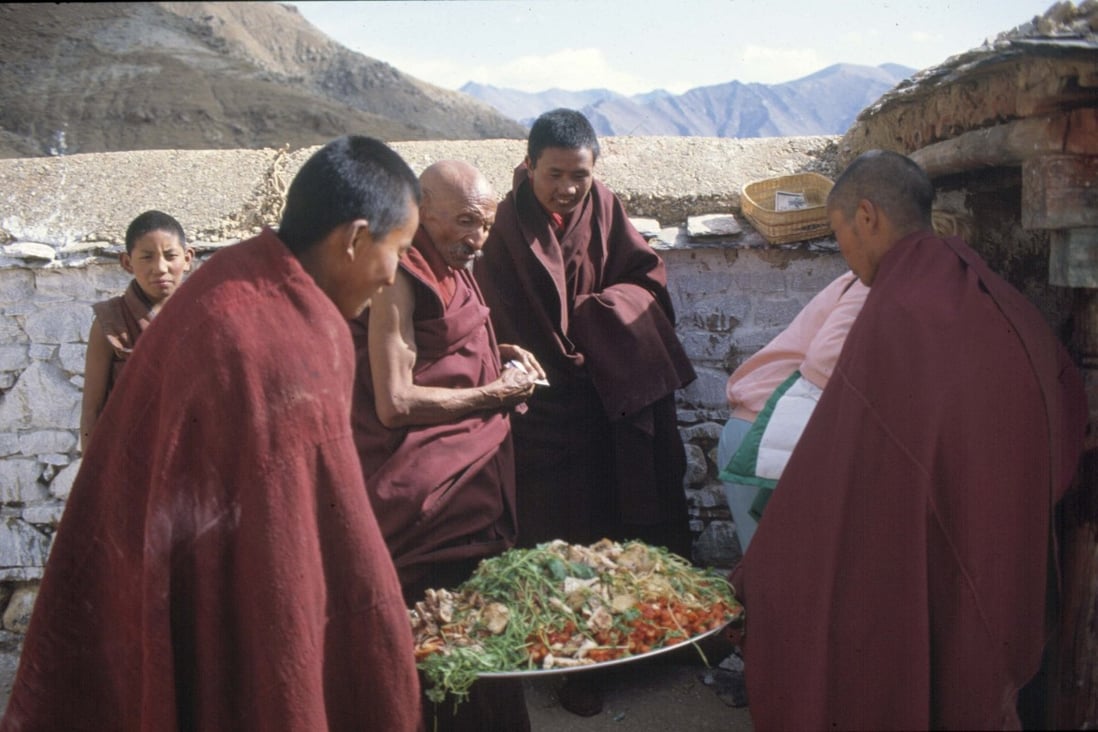 How Chinese Buddhist monks and nuns became vegetarians, even though the