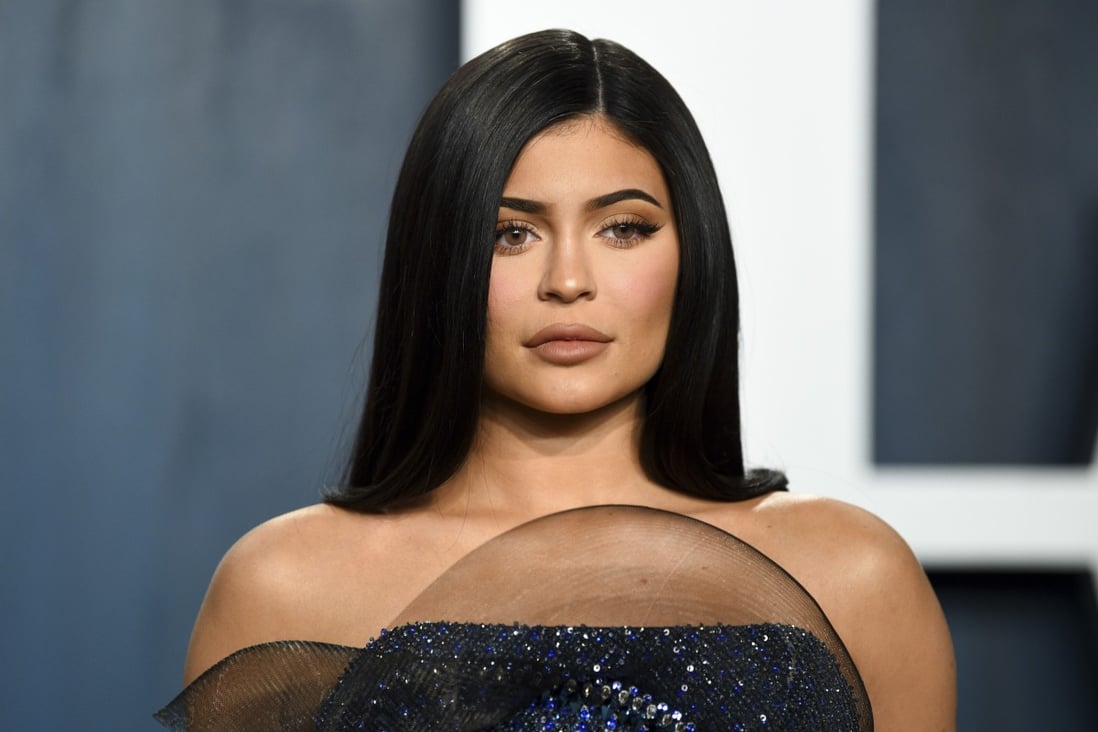 forbes drops kylie jenner from billionaire list saying she inflated value of her cosmetics company south china morning post cash flow sheet excel