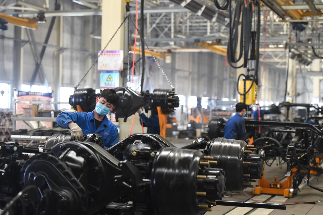 The Caixin/Markit manufacturing purchasing managers’ index (PMI) rose 51.2 in June from 50.8 in May. Photo: Xinhua