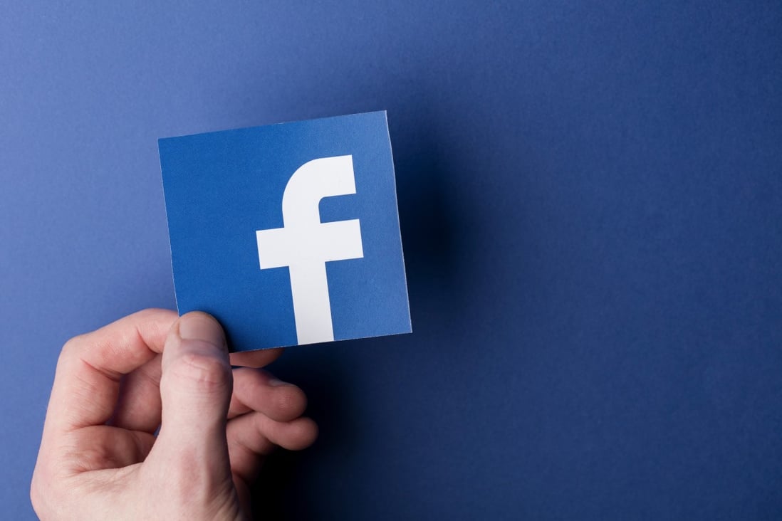 If you are finished with Facebook and looking for another social media platform, there are many alternatives, from Instagram to Cake. Photo: Shutterstock