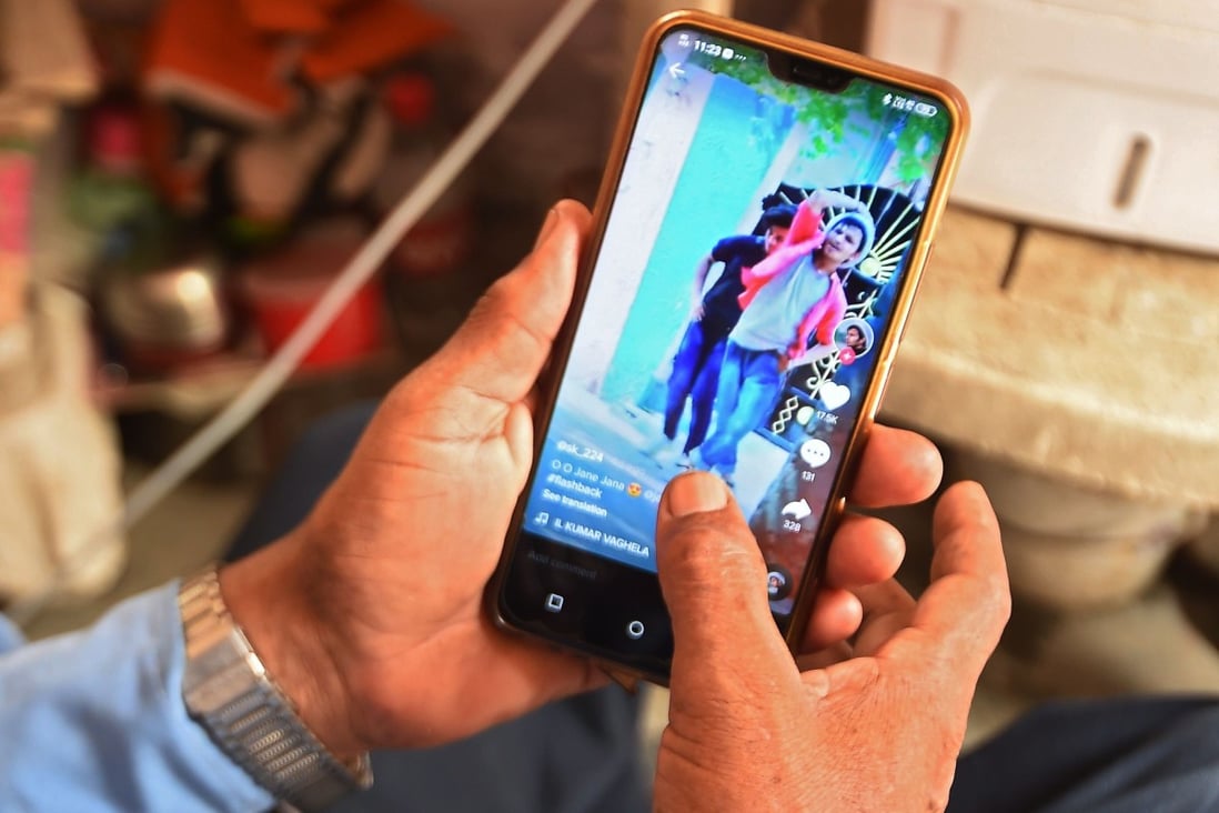 China has the world’s largest internet population. Photo: AFP.