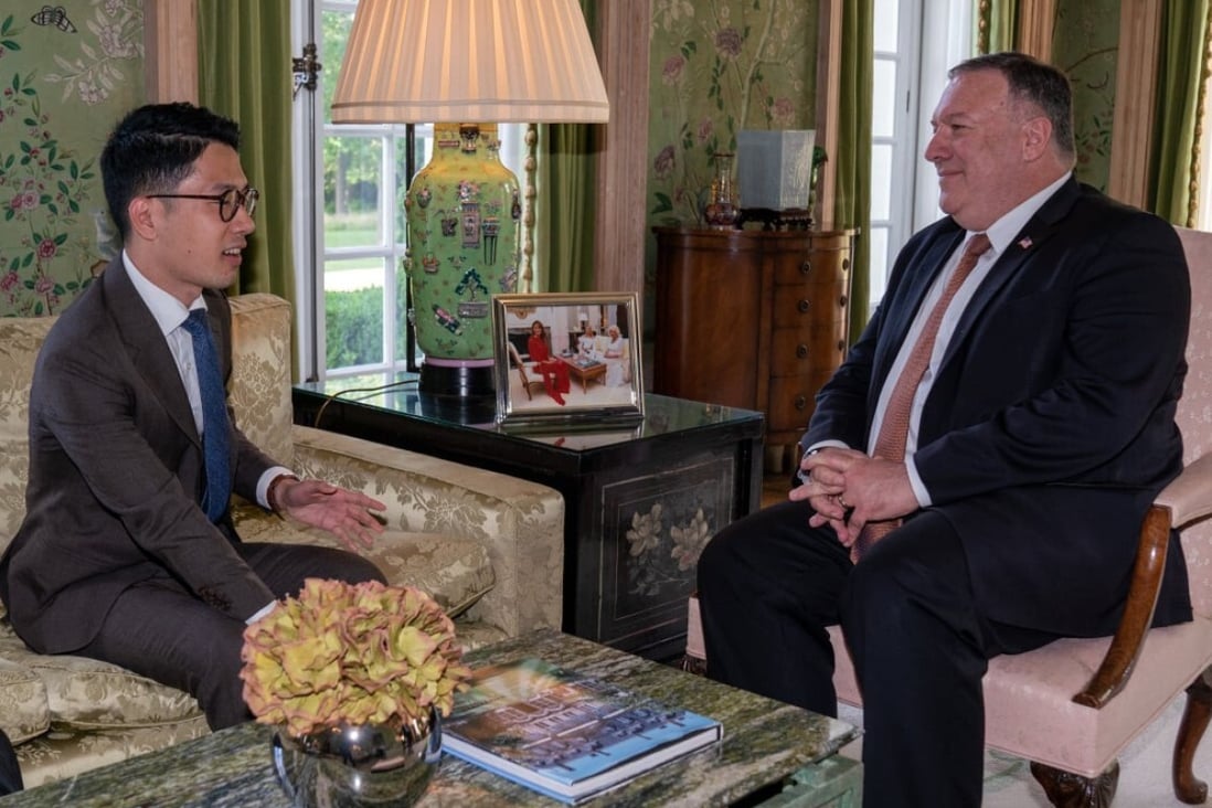 Self-exiled Hong Kong student leader Nathan Law Kwun-chung meets US Secretary of State Mike Pompeo in London. Photo: Facebook