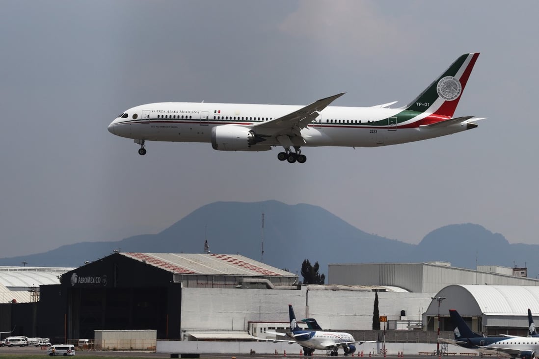 The presidential plane arrives at the international airport in Mexico City on Wednesday. Photo: EPA-EFE