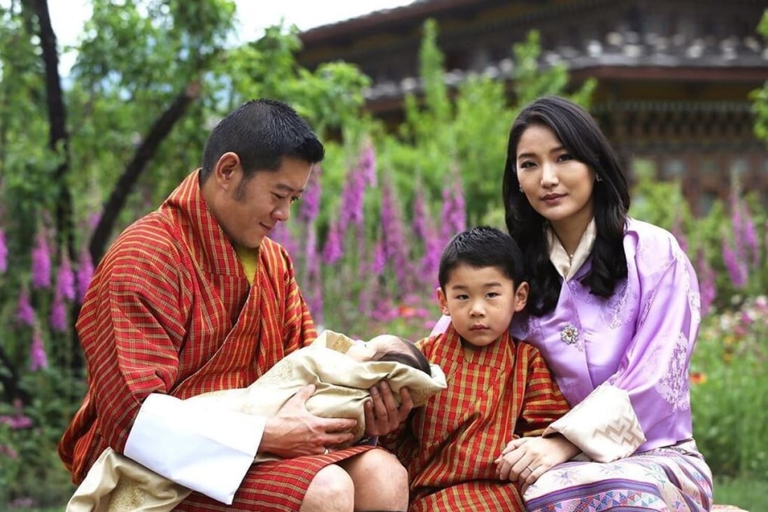 King Jigme Khesar and Queen Jetsun Pema of Bhutan welcome with her newborn son, Jigme Ugyen Wangchuck to the world – and boy, he’s a cutie. Photo: @KingJigmeKhesar/Instagram