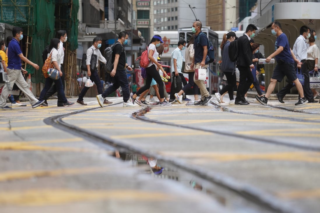 A survey conducted by Standard Chartered found that Hongkongers are much more pessimistic than their counterparts in China and Taiwan. Photo: Winson Wong