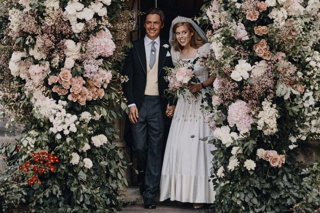 Wedding dress gray clearance