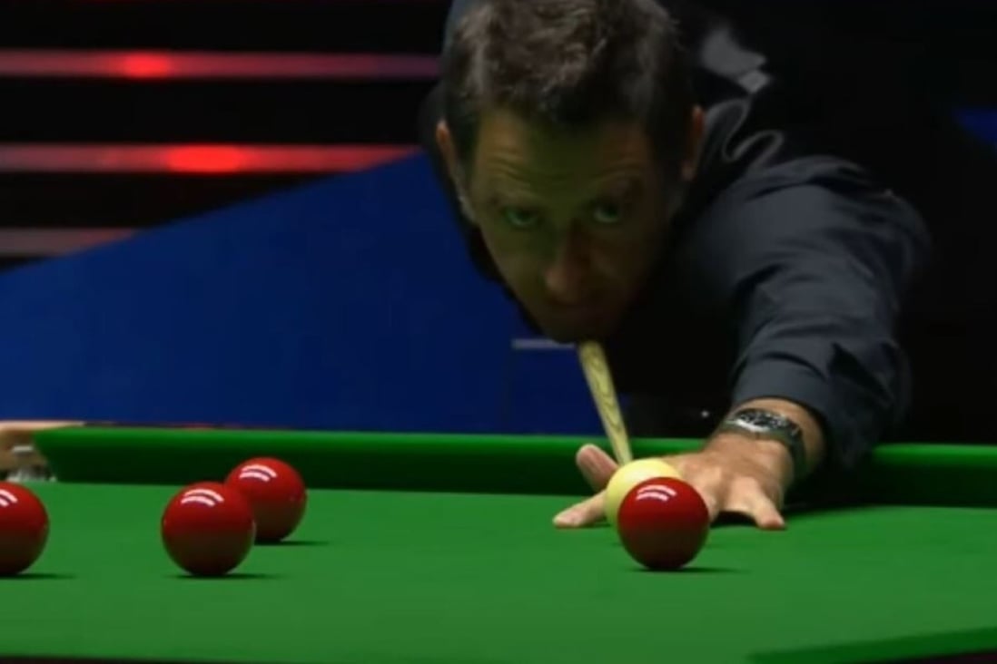 Ronnie O'Sullivan endured a difficult second session against Mark Selby in the World Championship semi-final. Image: YouTube