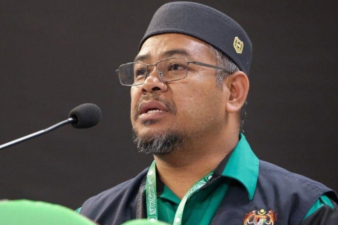 Malaysian minister Khairuddin Aman Razali has been criticised for breaching mandatory quarantine orders after an overseas trip, and over the relatively small fine he received. Photo: Twitter