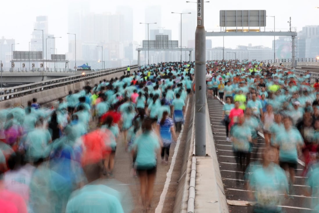 Thousands of 10k runners on the Eastern Island Corridor during the 2019 Hong Kong Marathon. Photo: Felix Wong
