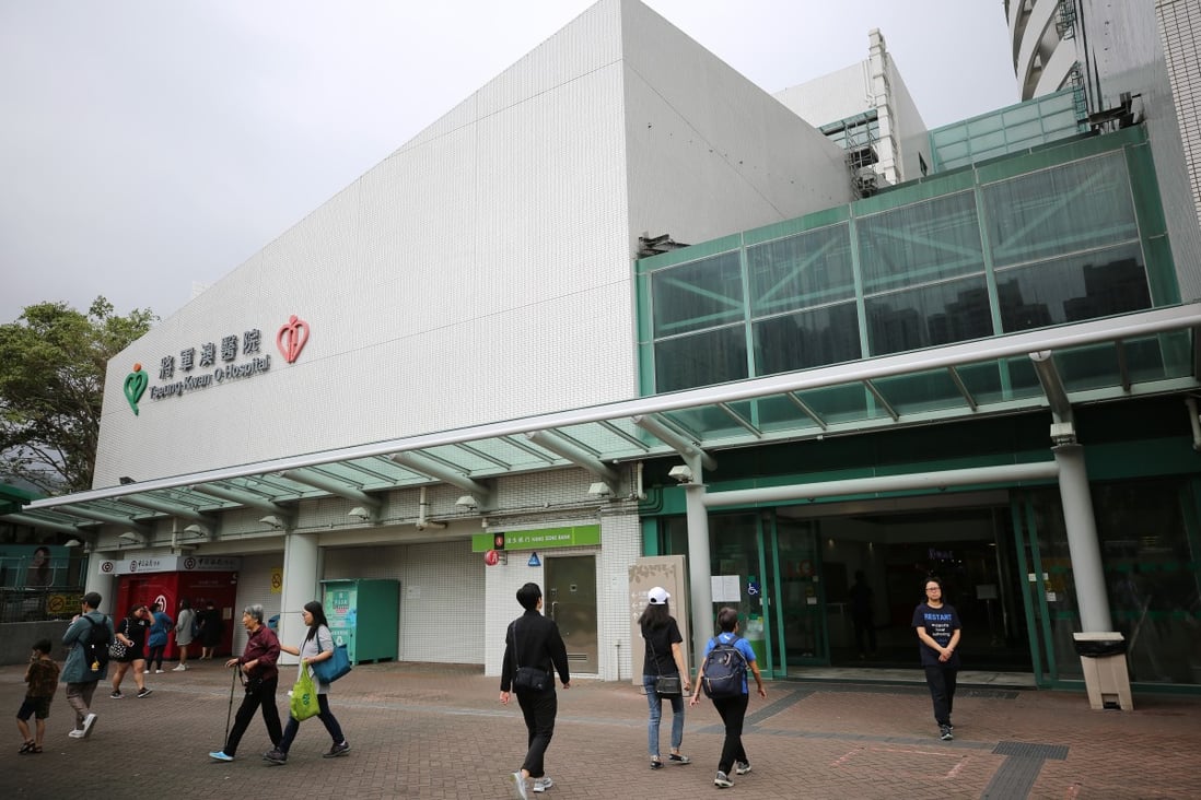Five Food and Environmental Hygiene Department workers have been quarantined after handling the corpse of a Covid-19 patient at Tseung Kwan O Hospital without protective gear. Photo: Winson Wong