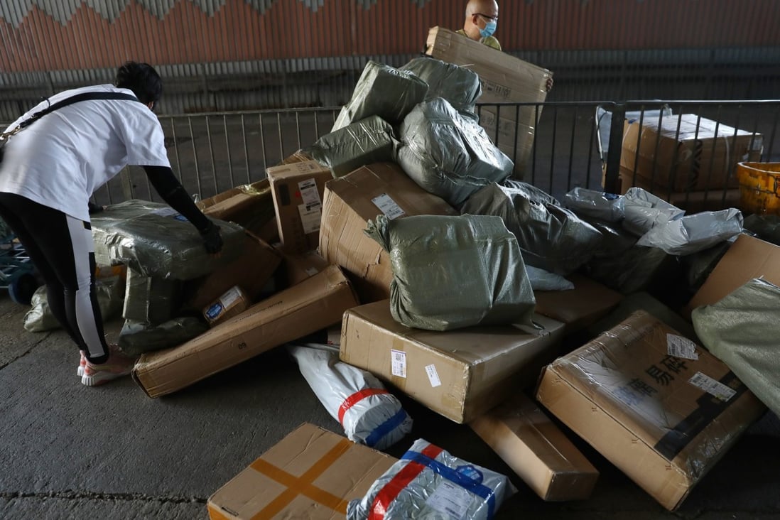 So-called empty package scams don’t even need the packages anymore. Fake tracking codes are used to launder money across borders. Photo: Nora Tam